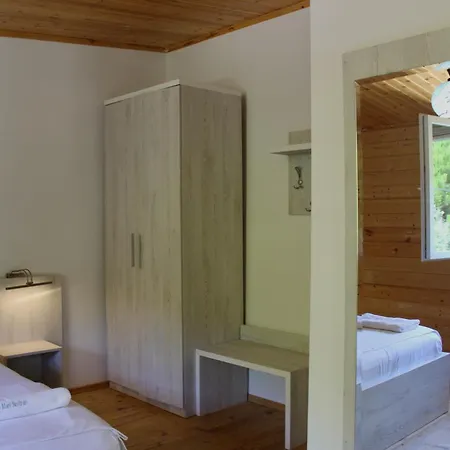 Vila Mare Nostrum ホテル Shëngjin